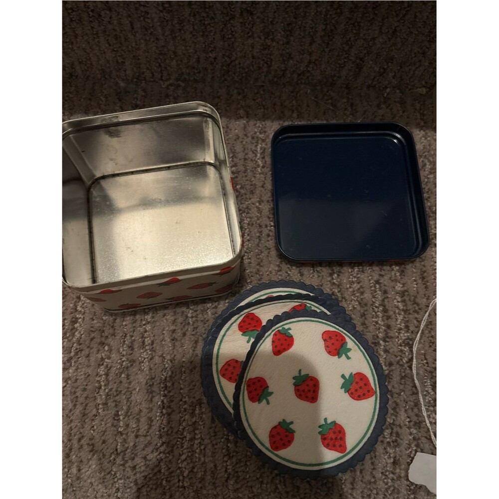 Potpourri Press vintage Tin with Coasters